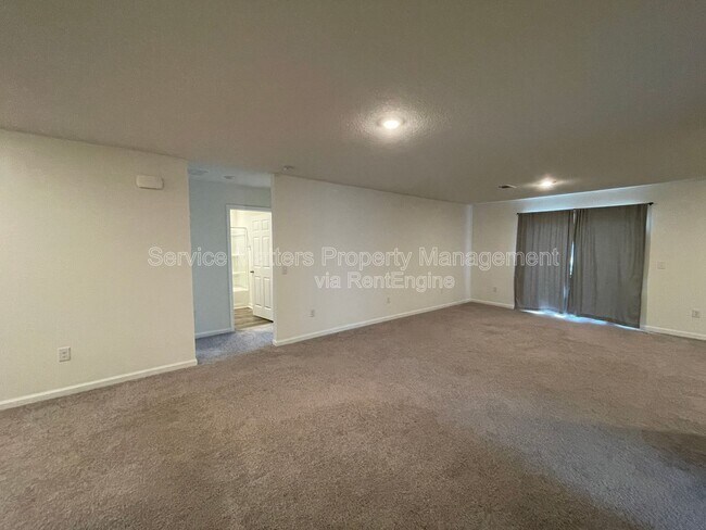 Building Photo - 4356 Jitterbug St