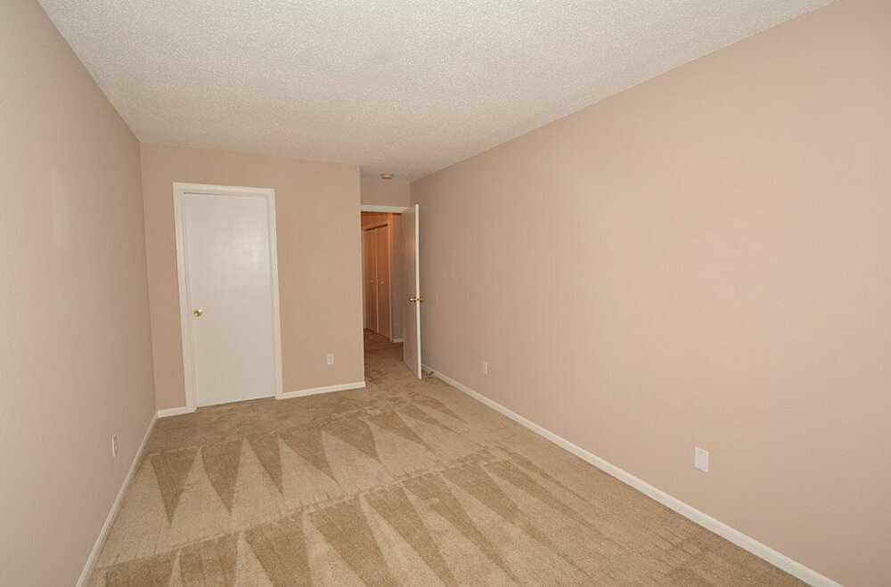 Building Photo - 3438 W 52nd St