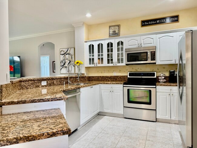 Primary Photo - 8082 Aberdeen Dr