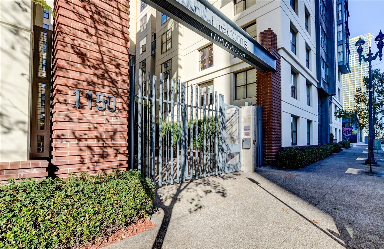 Building Photo - 1150 J St