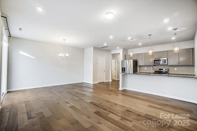 Building Photo - 7014 Fairmile Run