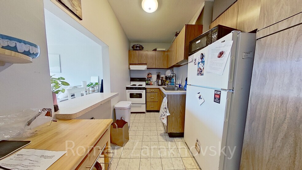 Building Photo - 85 Sutherland Rd