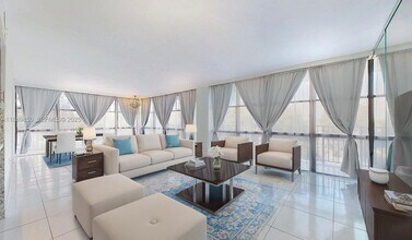 Building Photo - 1000 Parkview Dr