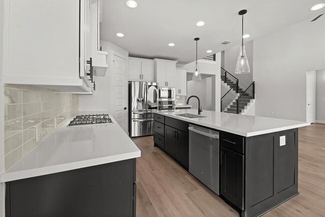 Building Photo - 7701 Boyd Hvn Dr