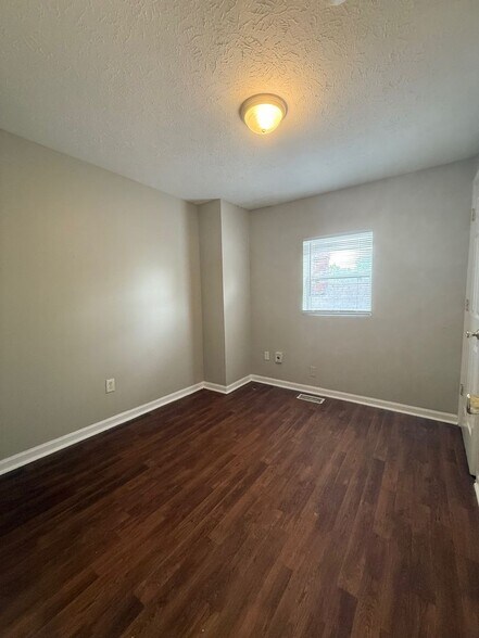 Building Photo - 2020 Boyd Ave