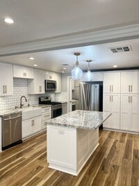 Building Photo - 4 Bed/ 3 Bath Yorba Linda Home with 2 Car Garage