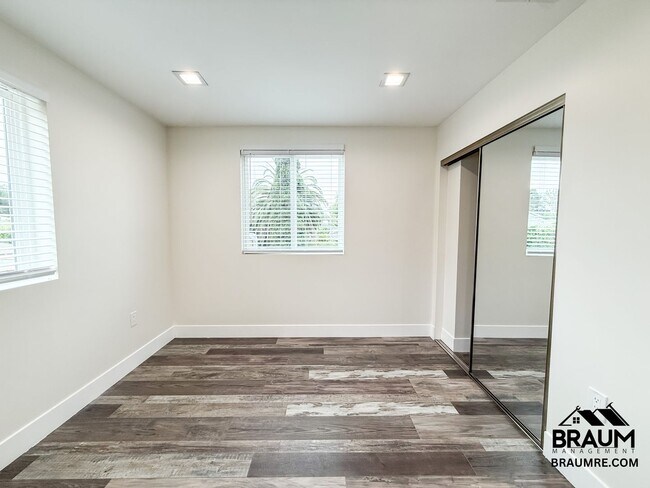 Building Photo - 1622-1624 S. CARMELINA