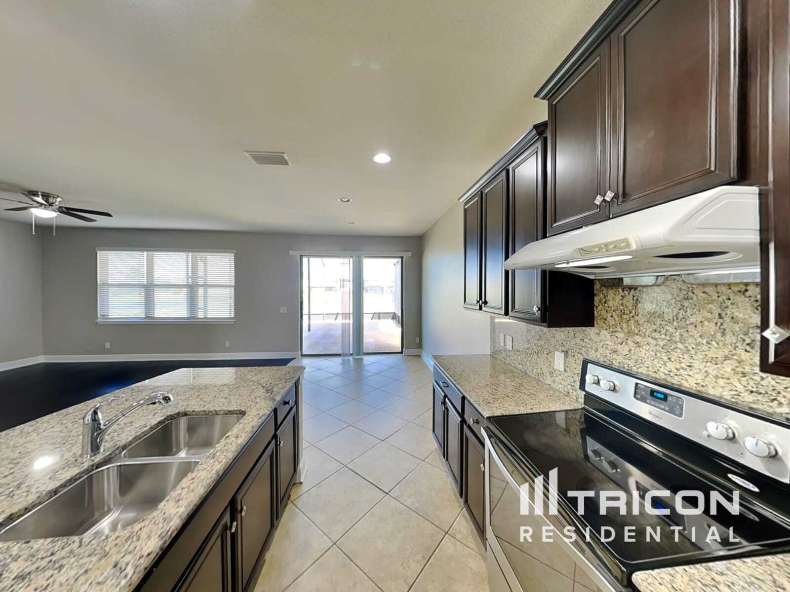 Building Photo - 9228 Mountain Magnolia Dr