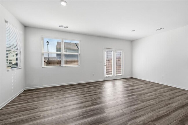 Building Photo - 206 Fenchurch Wy