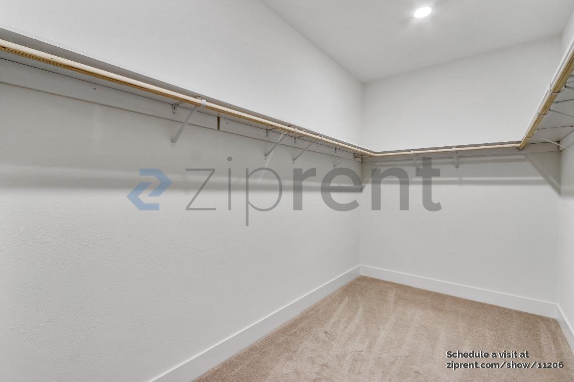 Building Photo - 7150 Kirigin Way