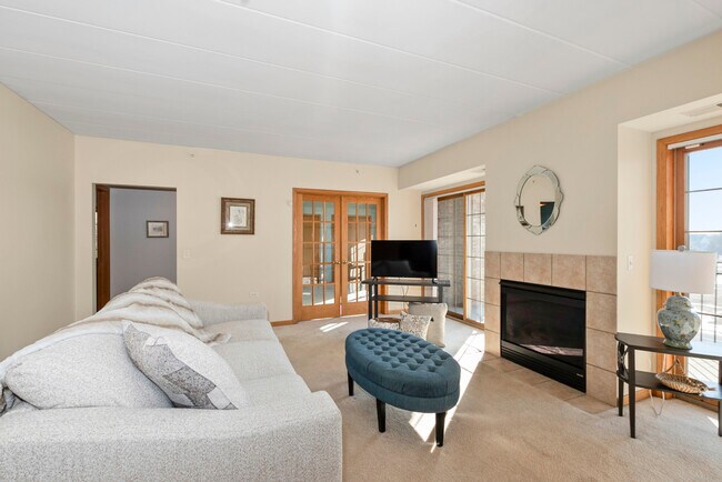 Building Photo - 14130 Sheffield Dr