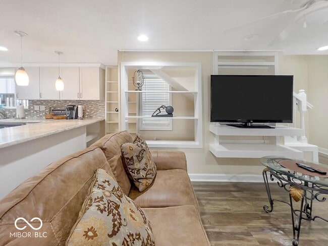 Building Photo - 2600 S Bryan St