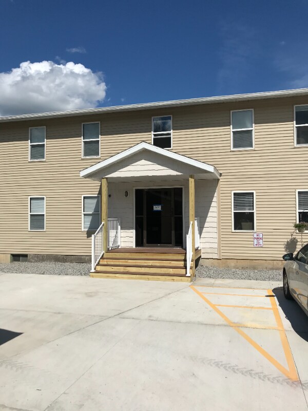 Building Photo - 1214 Gilmore Ave