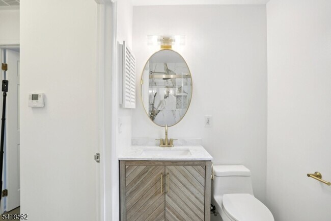 Building Photo - 66 Park Ave