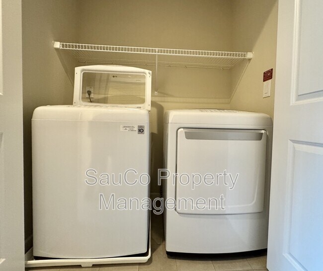 Building Photo - 13558 SW Beach Plum Terrace