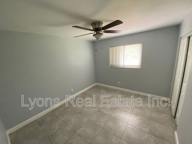 Building Photo - 4200 Pine Drop Ln