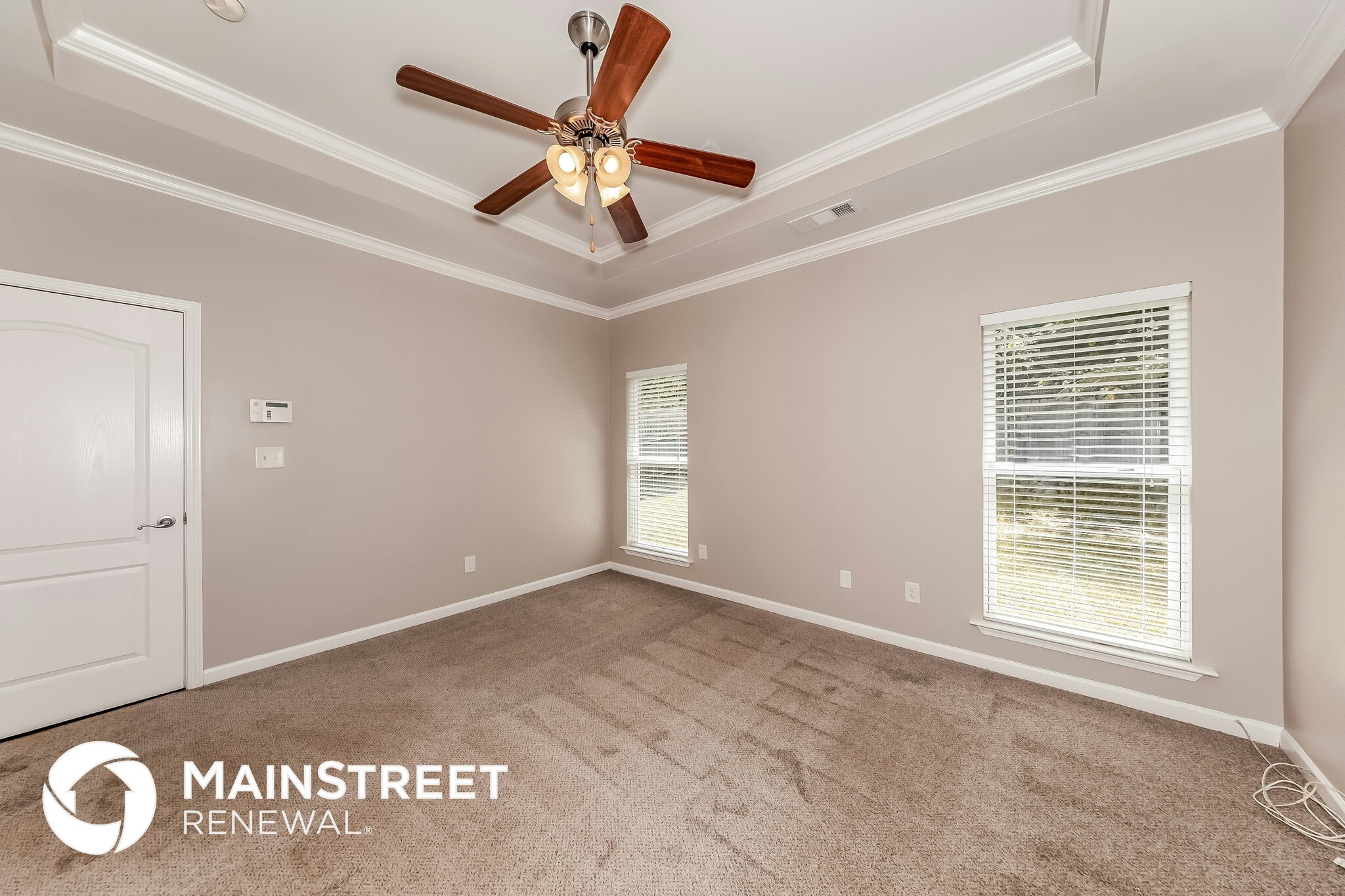 Building Photo - 12945 Woodland Park Cir