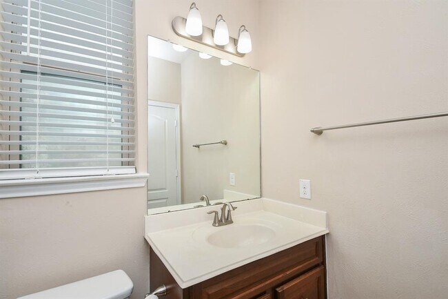 Building Photo - 20707 Waterfall Rain Ct
