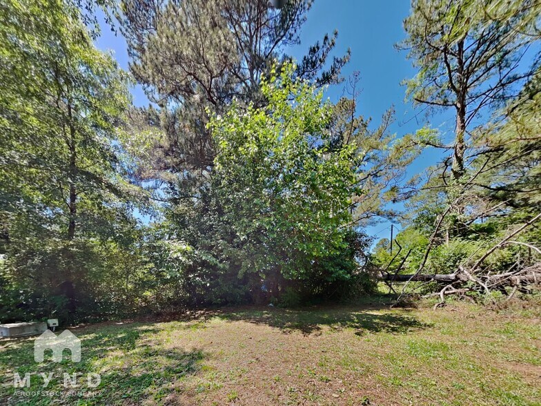 Building Photo - 9800 Fanny Brown Rd