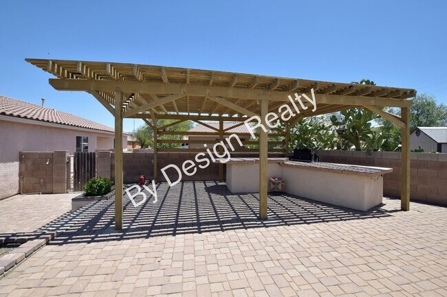 Building Photo - West Tucson 3 Bed 2 Bath with Den