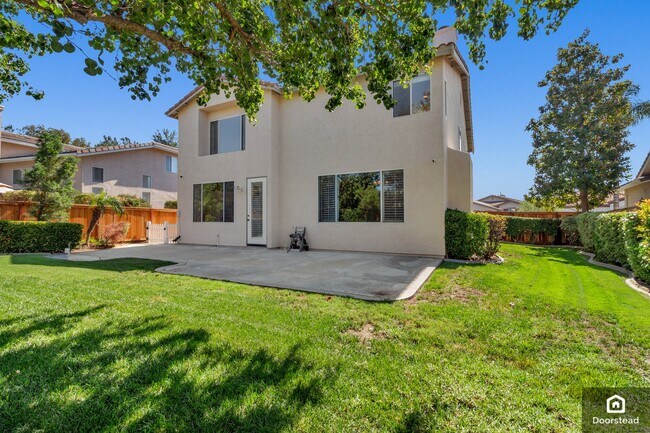 Building Photo - 30958 Mashie Way