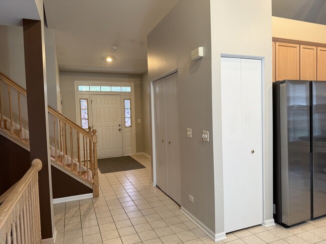 Building Photo - 11717 S Derby Ln