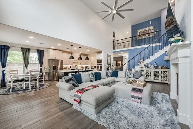 Building Photo - 27208 Starry Oaks Dr