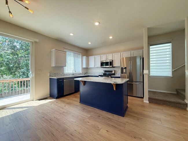 Building Photo - Updated Craftsman on Corner Lot in Aloha~ ...