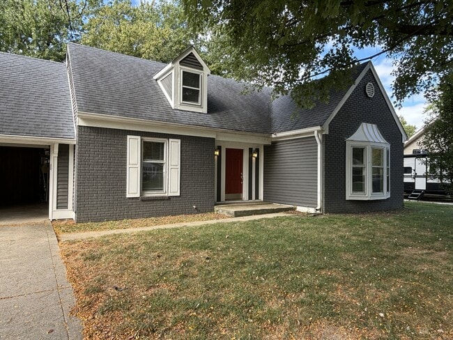 Building Photo - 8326 Christiana Ln