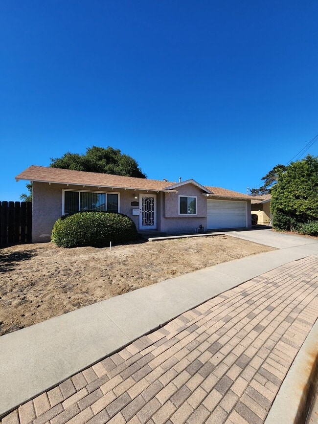 Primary Photo - 3 Bed House in Clairemont with Canyon Views