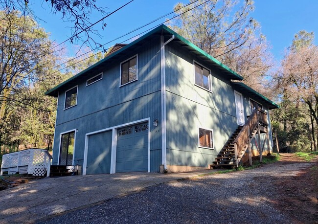 Primary Photo - UPDATED 2-STORY DOWNTOWN COLFAX HOUSE