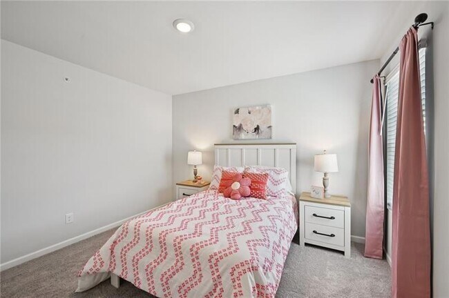 Building Photo - 405 Lanier Cir