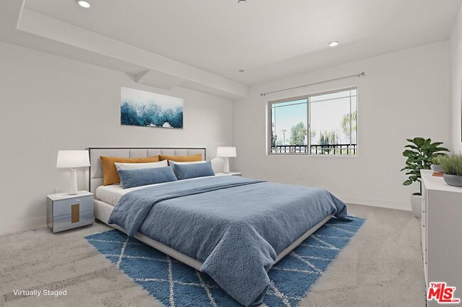 Building Photo - 5315 Bellingham Ave