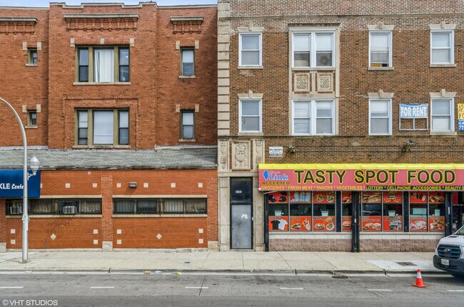 Primary Photo - 1506 E 67th St