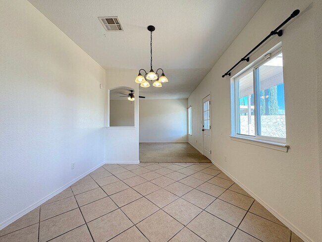 Building Photo - 11028 Acoma St