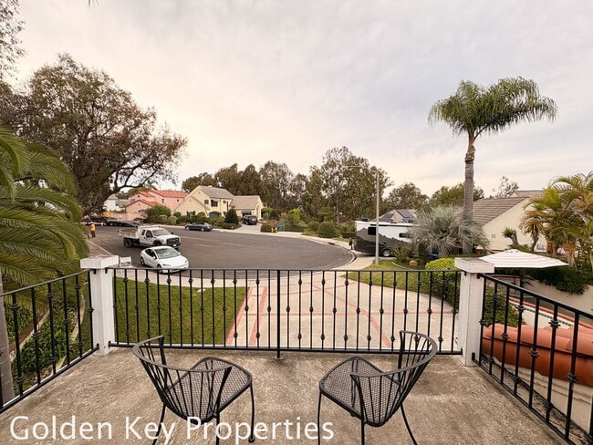 Building Photo - Welcome to this spacious granny flat located in charming Olde Carlsbad!