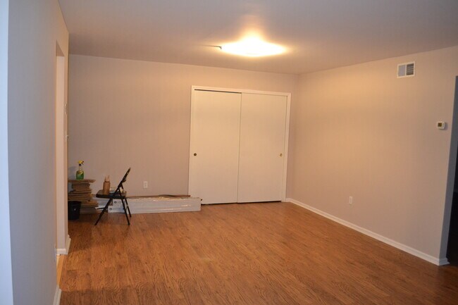 Building Photo - 51 Brookside Ln