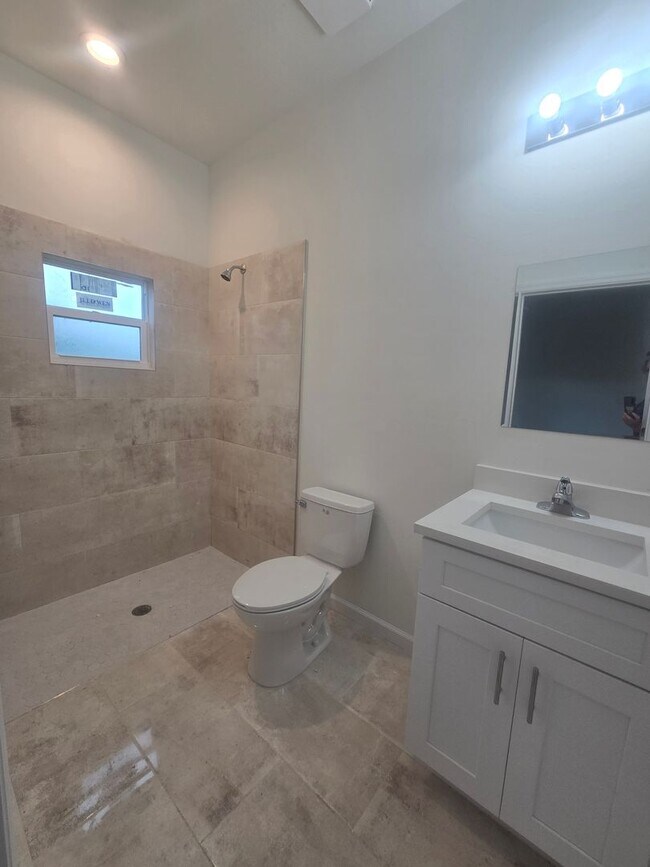 Building Photo - Brand New Construction 2/2/1 SW Lehigh Acres