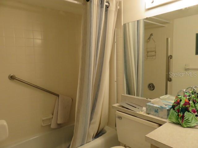 Building Photo - 1400 1st Ave W