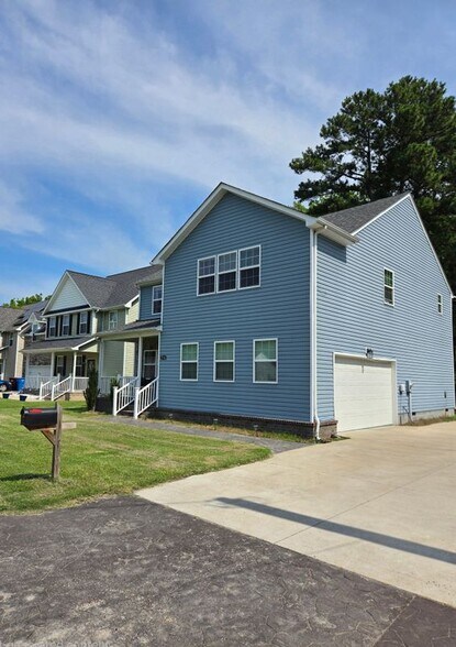 Building Photo - 2716 Gilmerton Rd