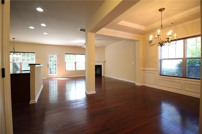 Building Photo - 13294 Kemper Rd
