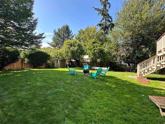 Building Photo - Briercrest ~ North Seattle Home
