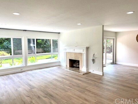 Building Photo - 2930 Carob St