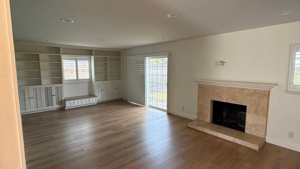 Living Room - 1577 Duvall Dr