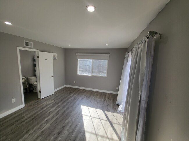 Building Photo - 19221 Napa St