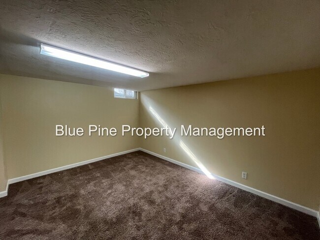 Building Photo - 1570 12th St