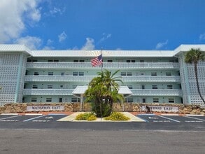 Building Photo - Fully Furnished Waterway East 2 Bedroom 2 Bath Condo