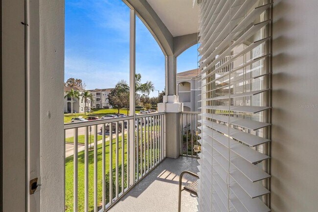 Building Photo - 2310 Silver Palm Dr