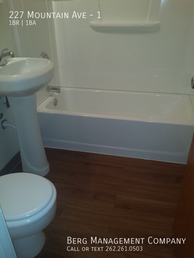 Building Photo - 227 Mountain Ave