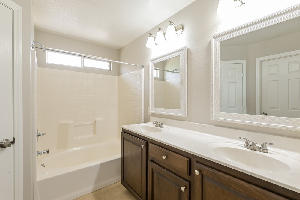 Building Photo - 6528 Blessed Thistle Ave